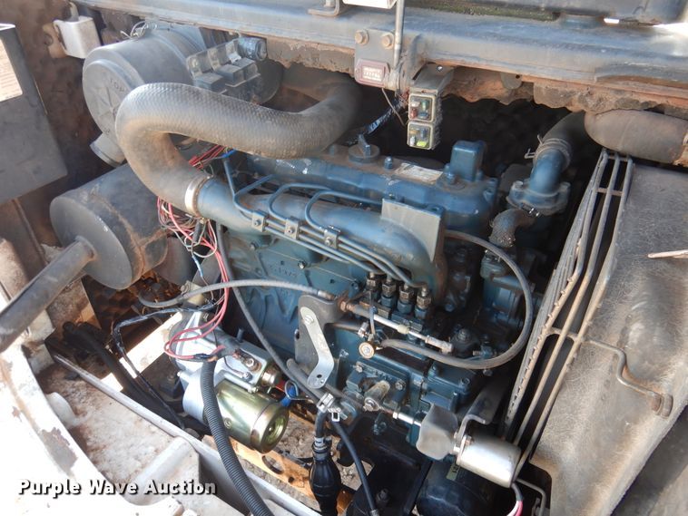 image for item DI3534 1999 Bobcat 331  mini excavator