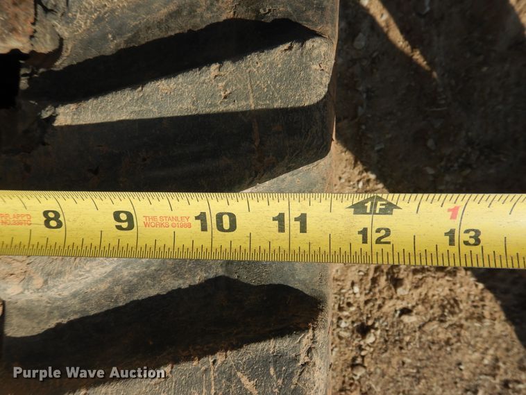 image for item DI3534 1999 Bobcat 331  mini excavator