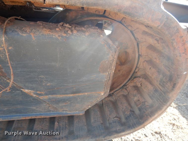 image for item DI3534 1999 Bobcat 331  mini excavator