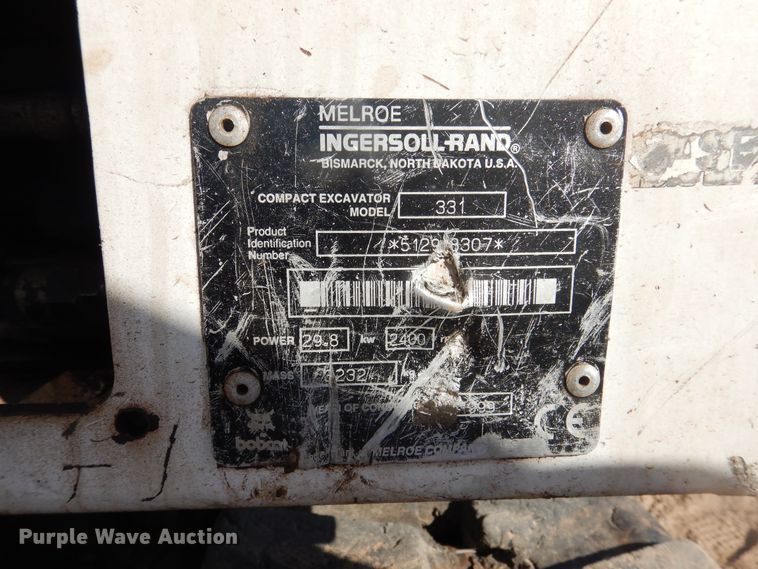 image for item DI3534 1999 Bobcat 331  mini excavator