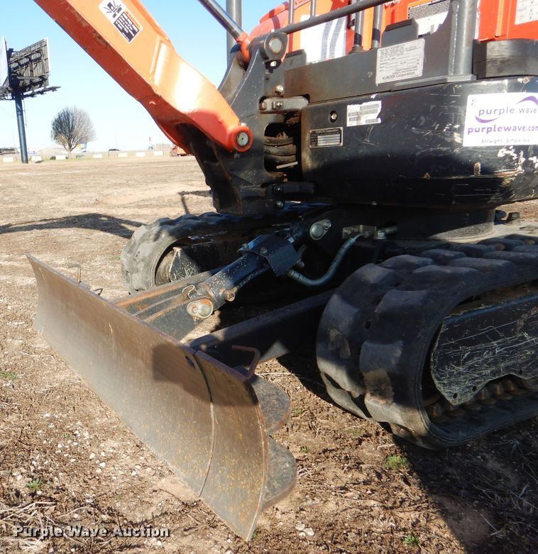 image for item DI3535 2016 Kubota U17  mini excavator