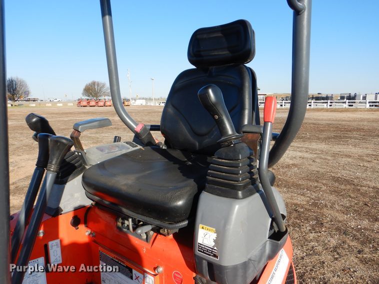 image for item DI3535 2016 Kubota U17  mini excavator