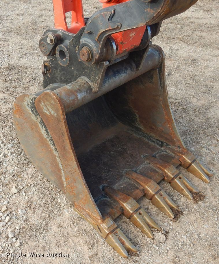 image for item DI3538 2019 Kubota KX040-4  mini excavator