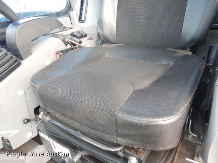 image for item DI3538 2019 Kubota KX040-4  mini excavator