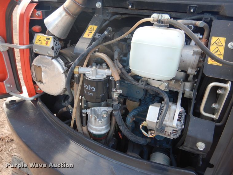 image for item DI3538 2019 Kubota KX040-4  mini excavator