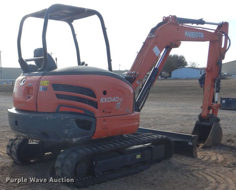 image for item DI3539 2018 Kubota KX040-4  mini excavator