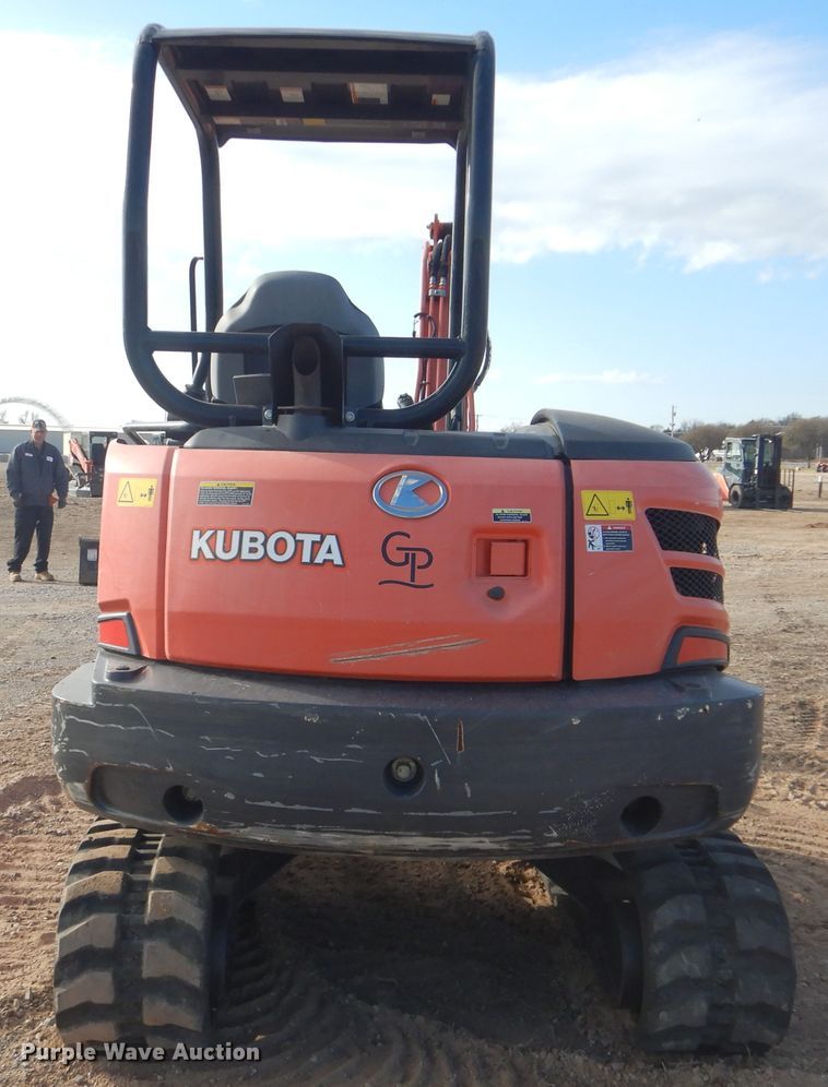 image for item DI3539 2018 Kubota KX040-4  mini excavator