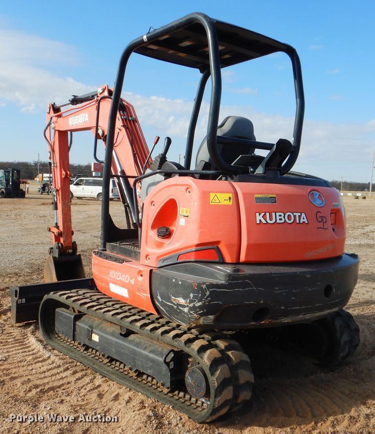 image for item DI3539 2018 Kubota KX040-4  mini excavator