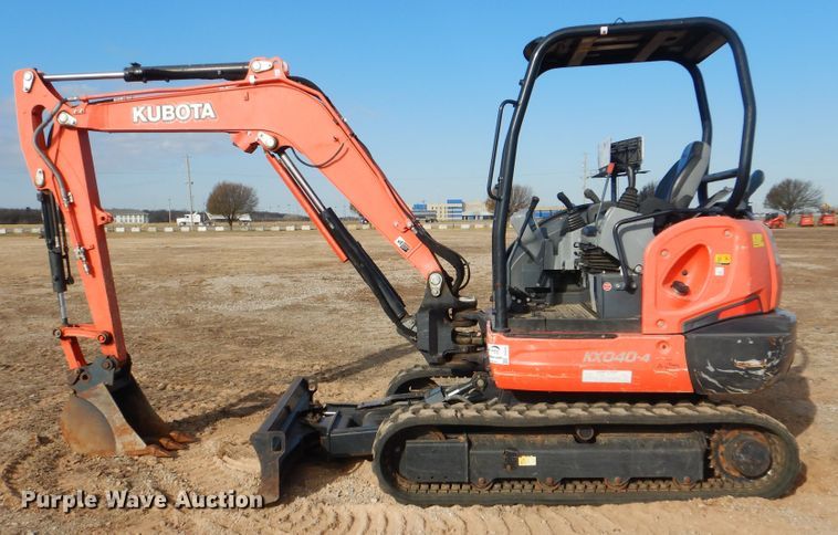 image for item DI3539 2018 Kubota KX040-4  mini excavator