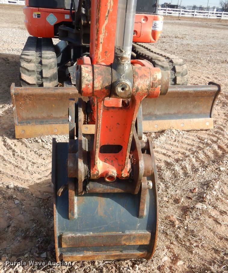 image for item DI3539 2018 Kubota KX040-4  mini excavator