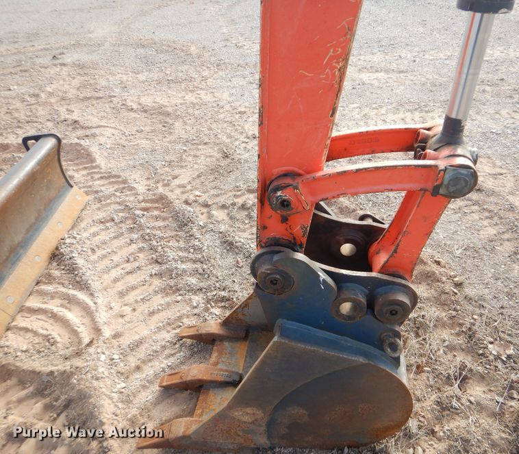 image for item DI3539 2018 Kubota KX040-4  mini excavator