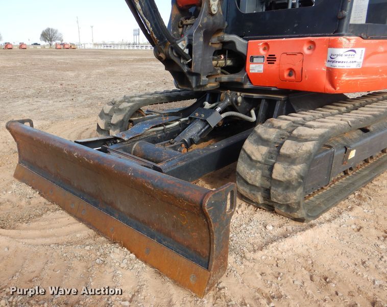 image for item DI3539 2018 Kubota KX040-4  mini excavator