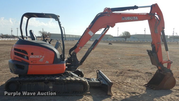 image for item DI3541 2017 Kubota KX057-4R1AP  mini excavator