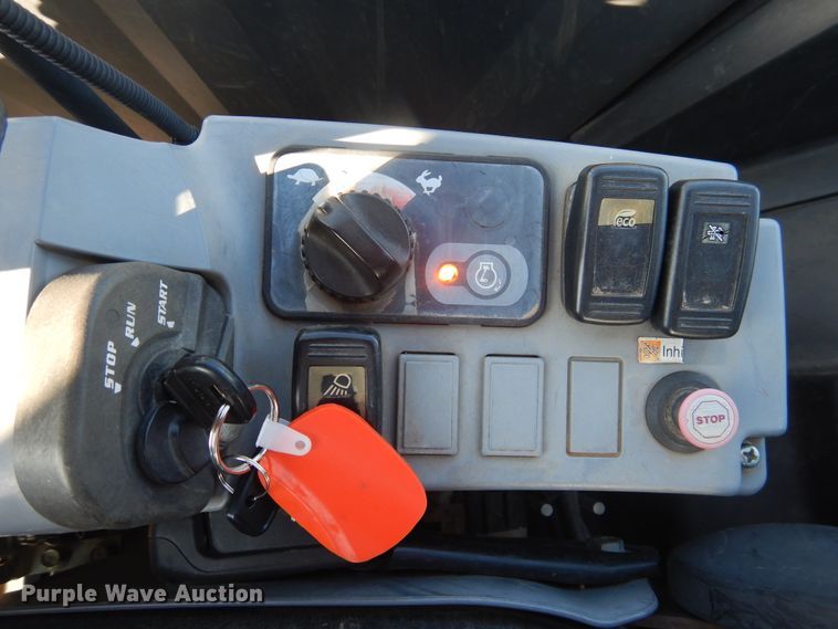 image for item DI3541 2017 Kubota KX057-4R1AP  mini excavator