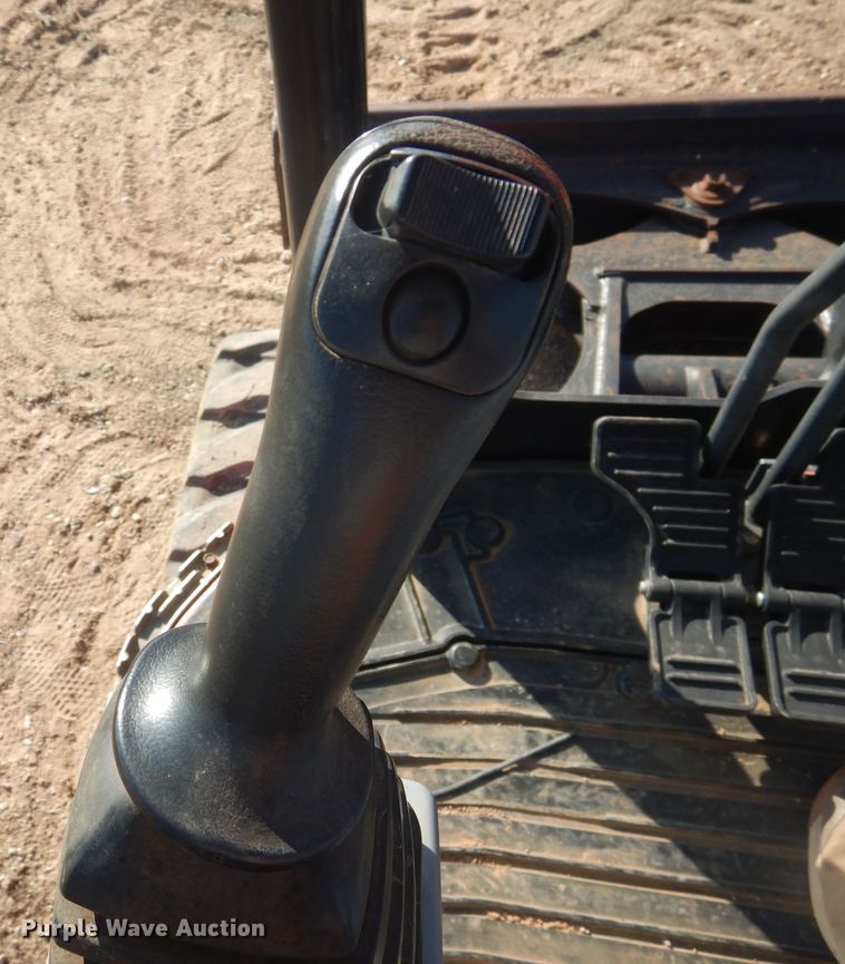 image for item DI3541 2017 Kubota KX057-4R1AP  mini excavator