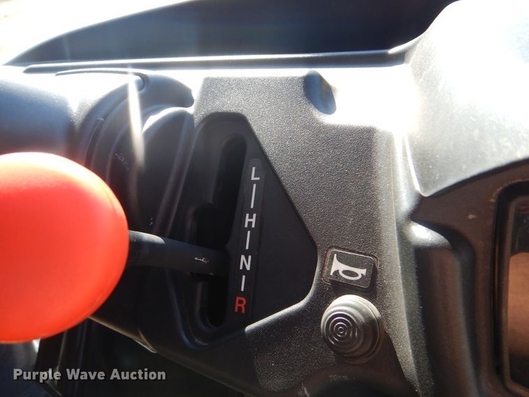 image for item DI3548 2018 Kubota RTV-X1140  utility vehicle