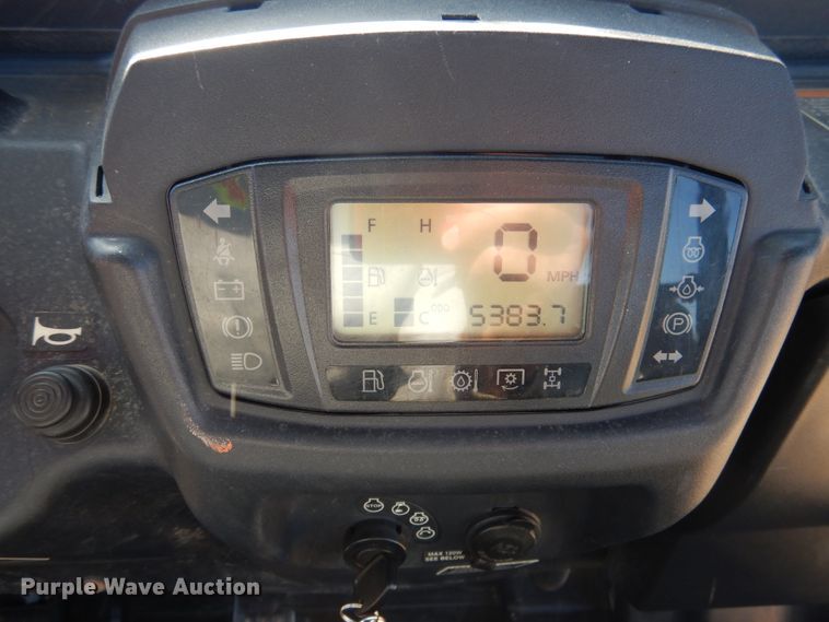 image for item DI3553 2018 Kubota RTV-X1140  utility vehicle