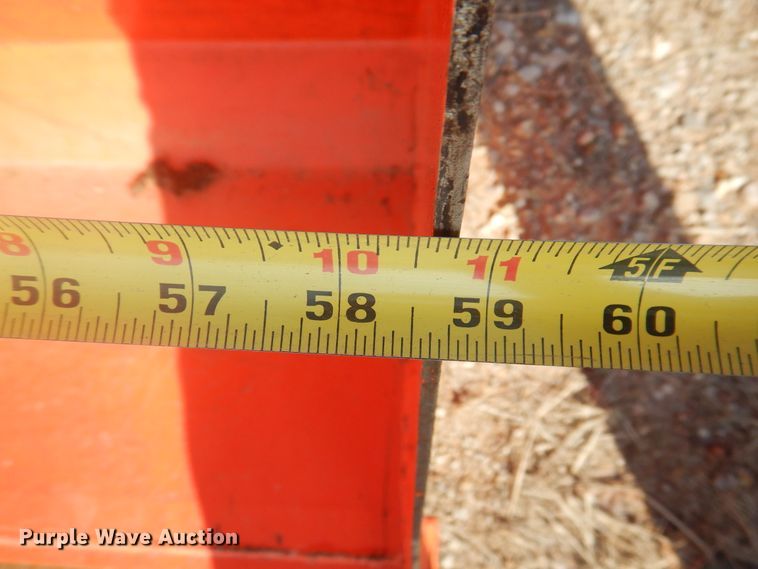 image for item DI3557 2018 Kubota L4701  MFWD tractor