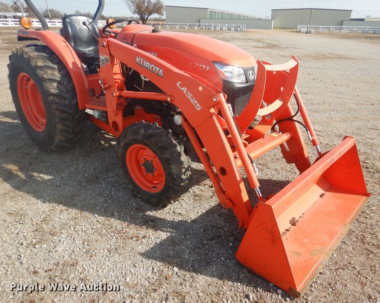 image for item DI3557 2018 Kubota L4701  MFWD tractor