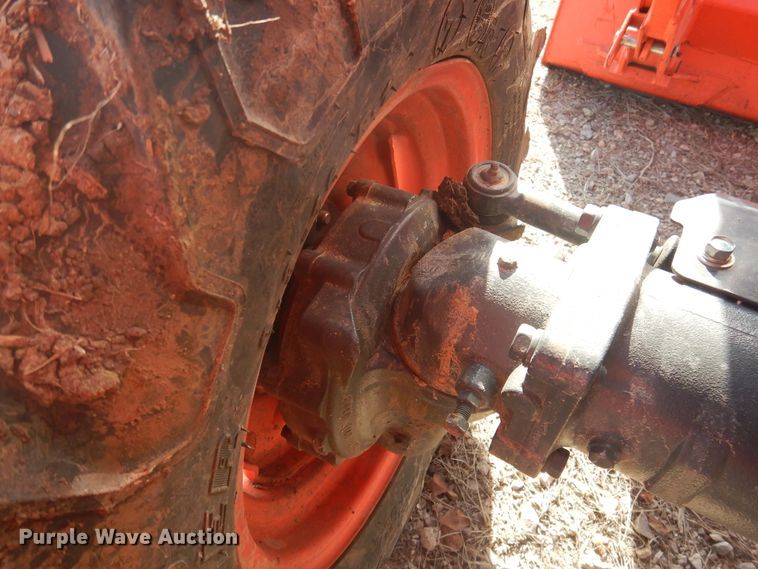 image for item DI3557 2018 Kubota L4701  MFWD tractor