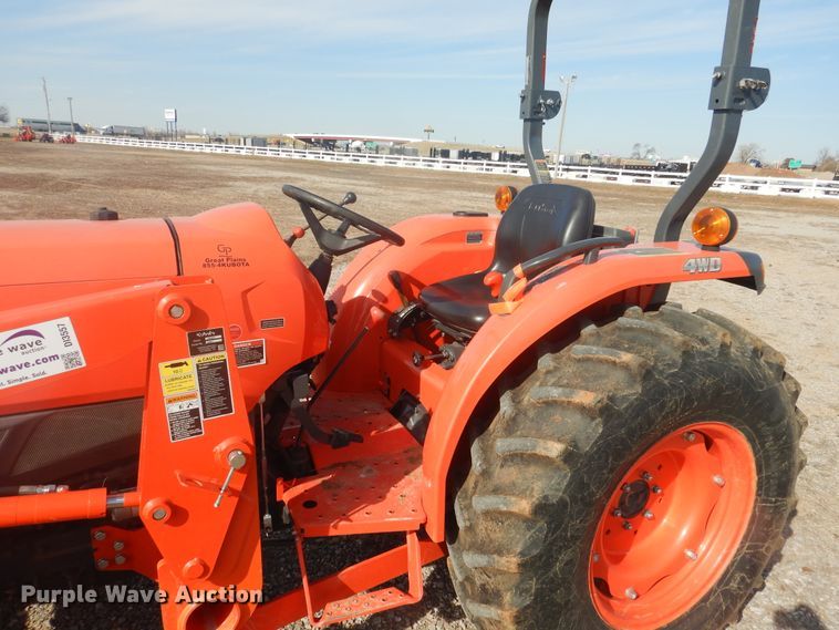 image for item DI3557 2018 Kubota L4701  MFWD tractor