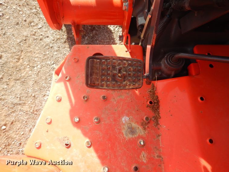 image for item DI3557 2018 Kubota L4701  MFWD tractor