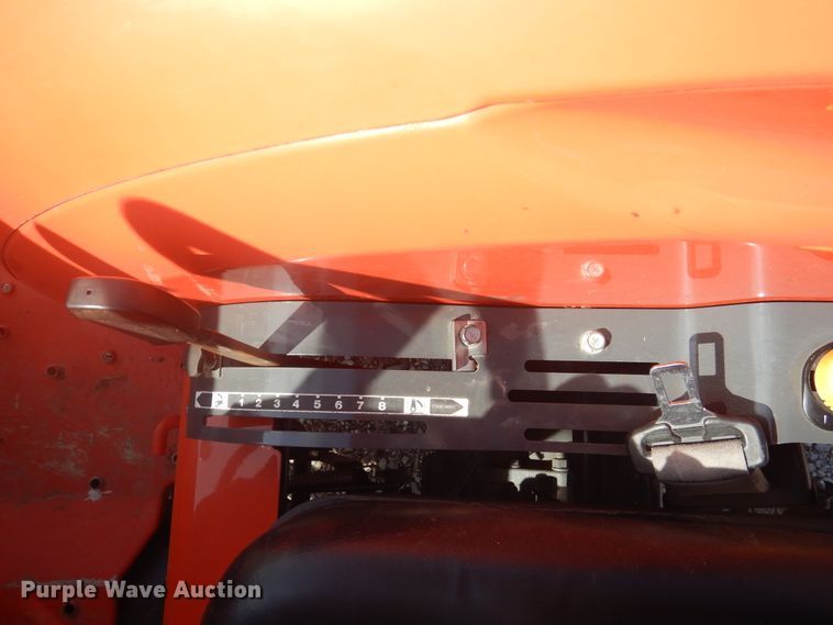 image for item DI3557 2018 Kubota L4701  MFWD tractor