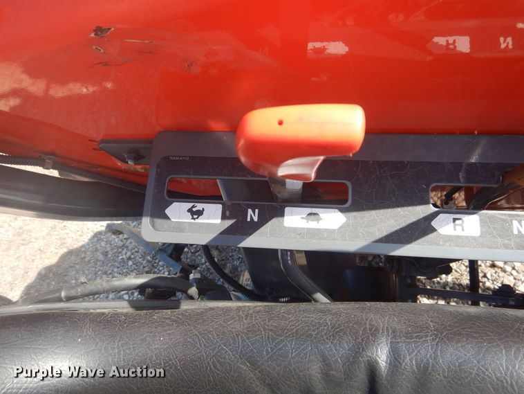 image for item DI3557 2018 Kubota L4701  MFWD tractor