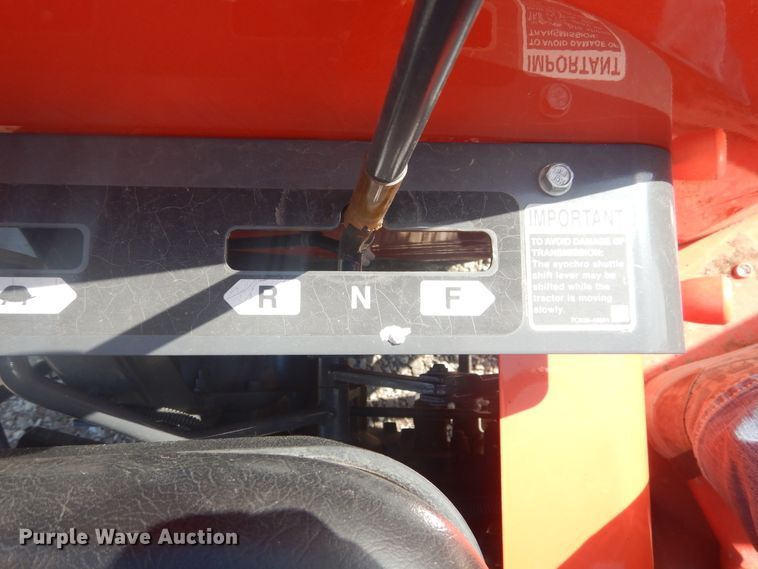 image for item DI3557 2018 Kubota L4701  MFWD tractor