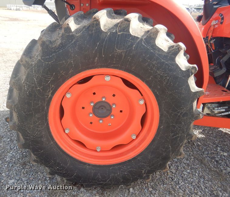 image for item DI3557 2018 Kubota L4701  MFWD tractor