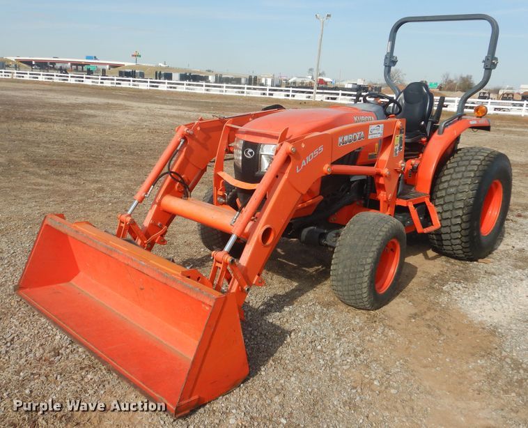 image for item DI3561 2017 Kubota L6060  MFWD tractor