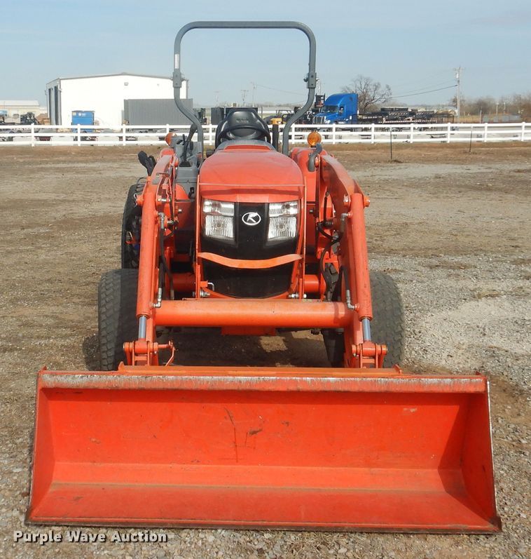 image for item DI3561 2017 Kubota L6060  MFWD tractor