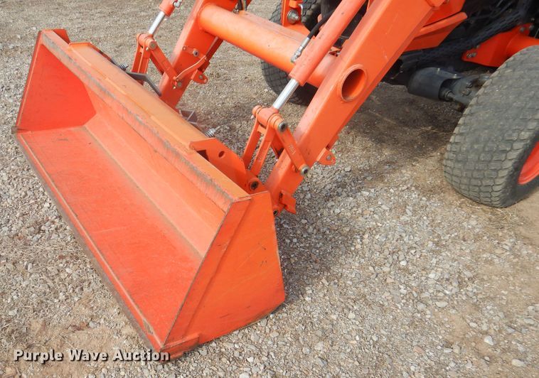 image for item DI3561 2017 Kubota L6060  MFWD tractor