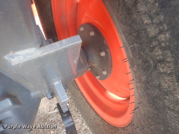 image for item DI3561 2017 Kubota L6060  MFWD tractor