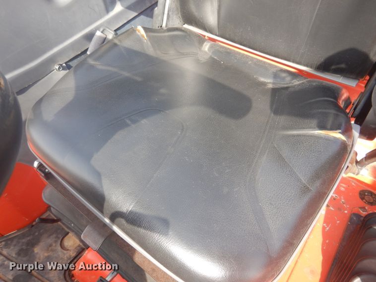 image for item DI3561 2017 Kubota L6060  MFWD tractor