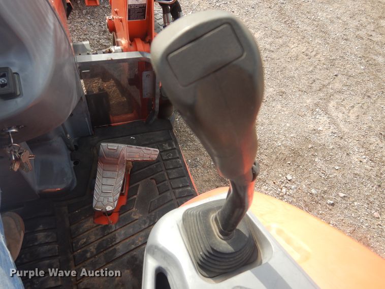 image for item DI3561 2017 Kubota L6060  MFWD tractor