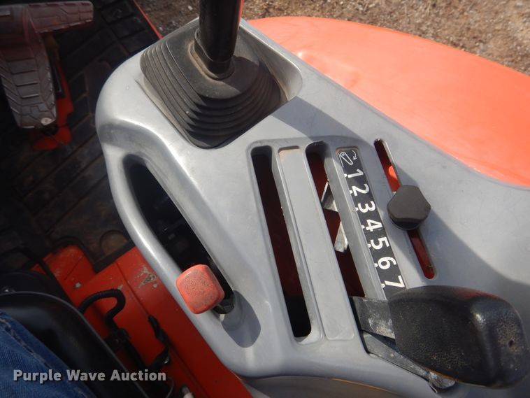 image for item DI3561 2017 Kubota L6060  MFWD tractor