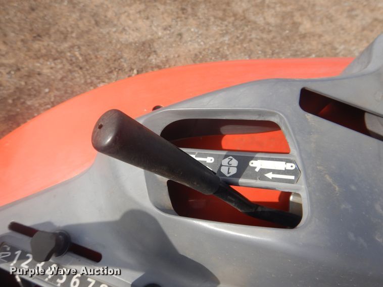 image for item DI3561 2017 Kubota L6060  MFWD tractor