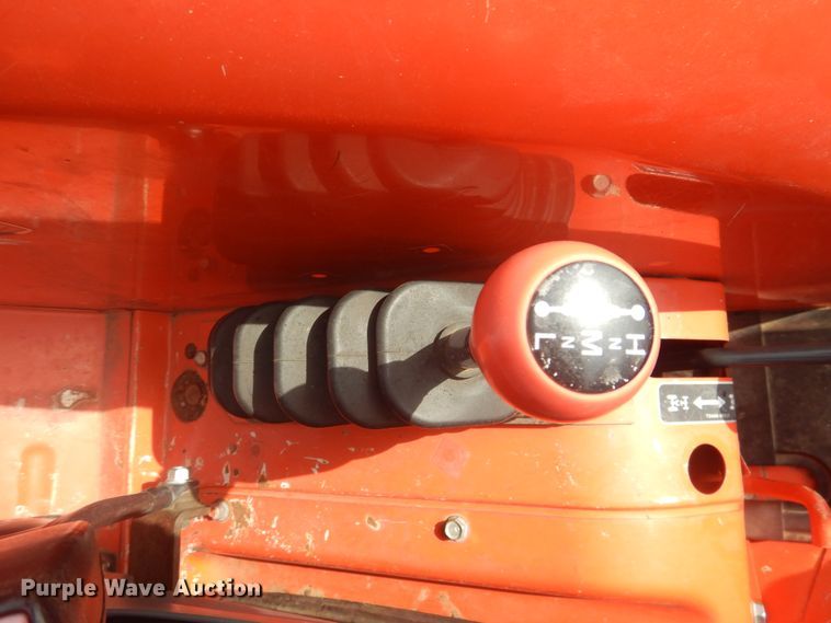 image for item DI3561 2017 Kubota L6060  MFWD tractor