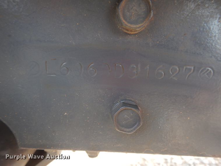 image for item DI3561 2017 Kubota L6060  MFWD tractor