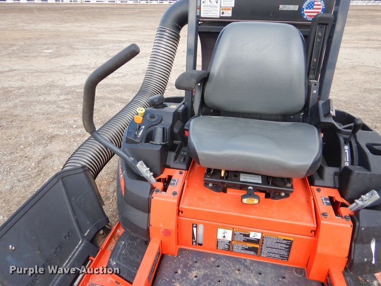 image for item DI3582 2016 Kubota Z121S  ZTR lawn mower