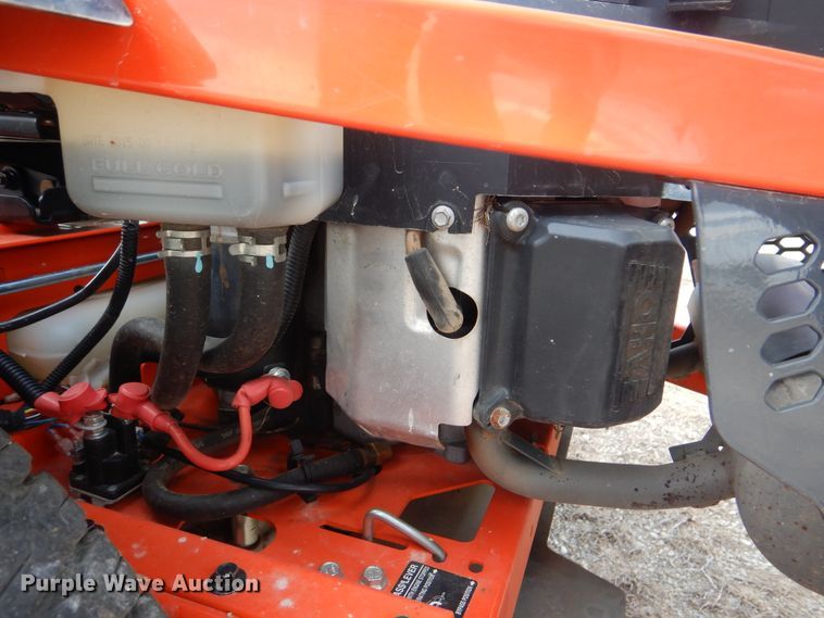 image for item DI3582 2016 Kubota Z121S  ZTR lawn mower