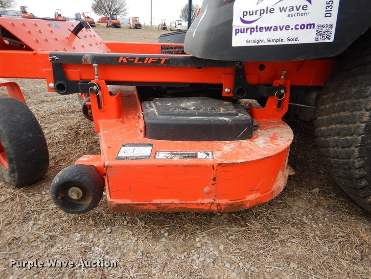 image for item DI3582 2016 Kubota Z121S  ZTR lawn mower