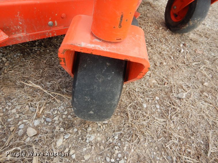 image for item DI3582 2016 Kubota Z121S  ZTR lawn mower