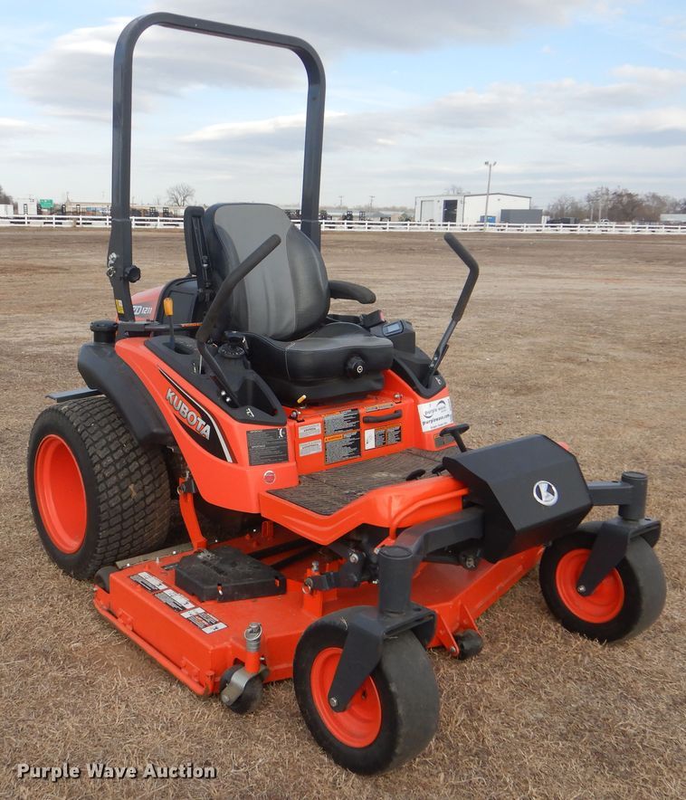 image for item DI3584 2019 Kubota ZD1211R  ZTR lawn mower