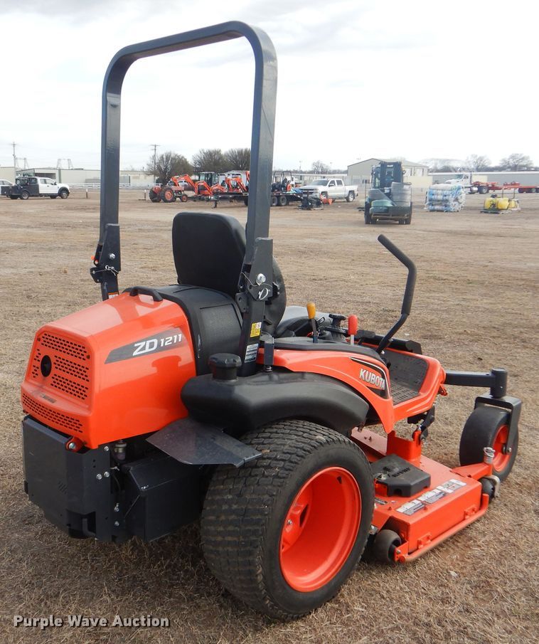 image for item DI3584 2019 Kubota ZD1211R  ZTR lawn mower