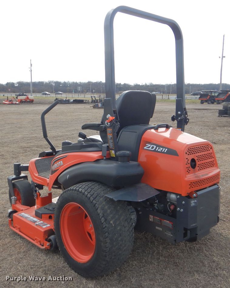 image for item DI3584 2019 Kubota ZD1211R  ZTR lawn mower