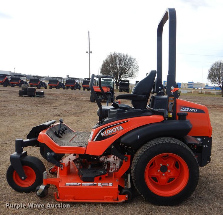 image for item DI3584 2019 Kubota ZD1211R  ZTR lawn mower