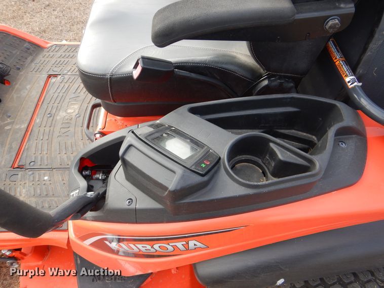 image for item DI3584 2019 Kubota ZD1211R  ZTR lawn mower