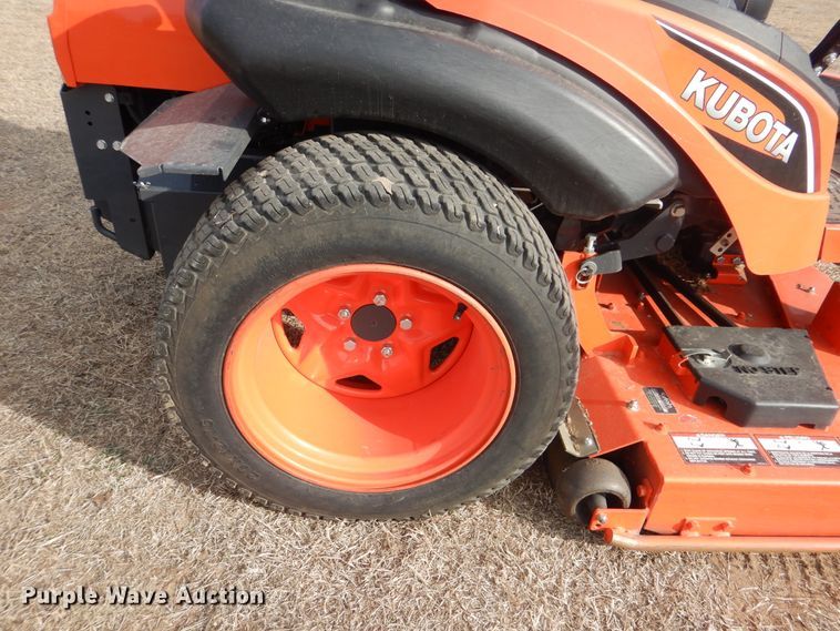 image for item DI3584 2019 Kubota ZD1211R  ZTR lawn mower